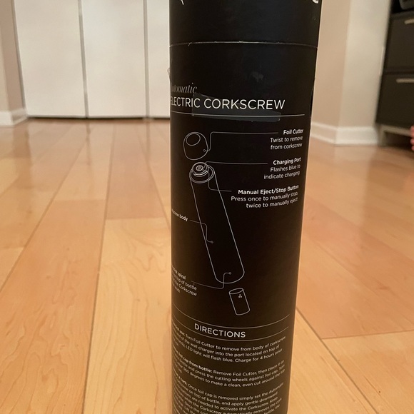 HOLIDAY GIFT!!!! rabbit® Automatic Electric Corkscrew - Silver - Picture 2 of 3